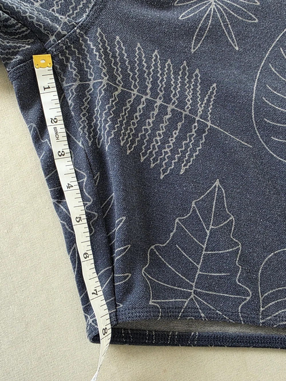 Vissla Tropical Pleasures Hybrid Boardshorts Men's L Navy Leaf Print Surf Shorts